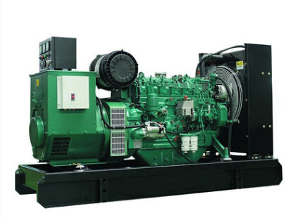 青河上柴200kw大型柴油二手发电机组
